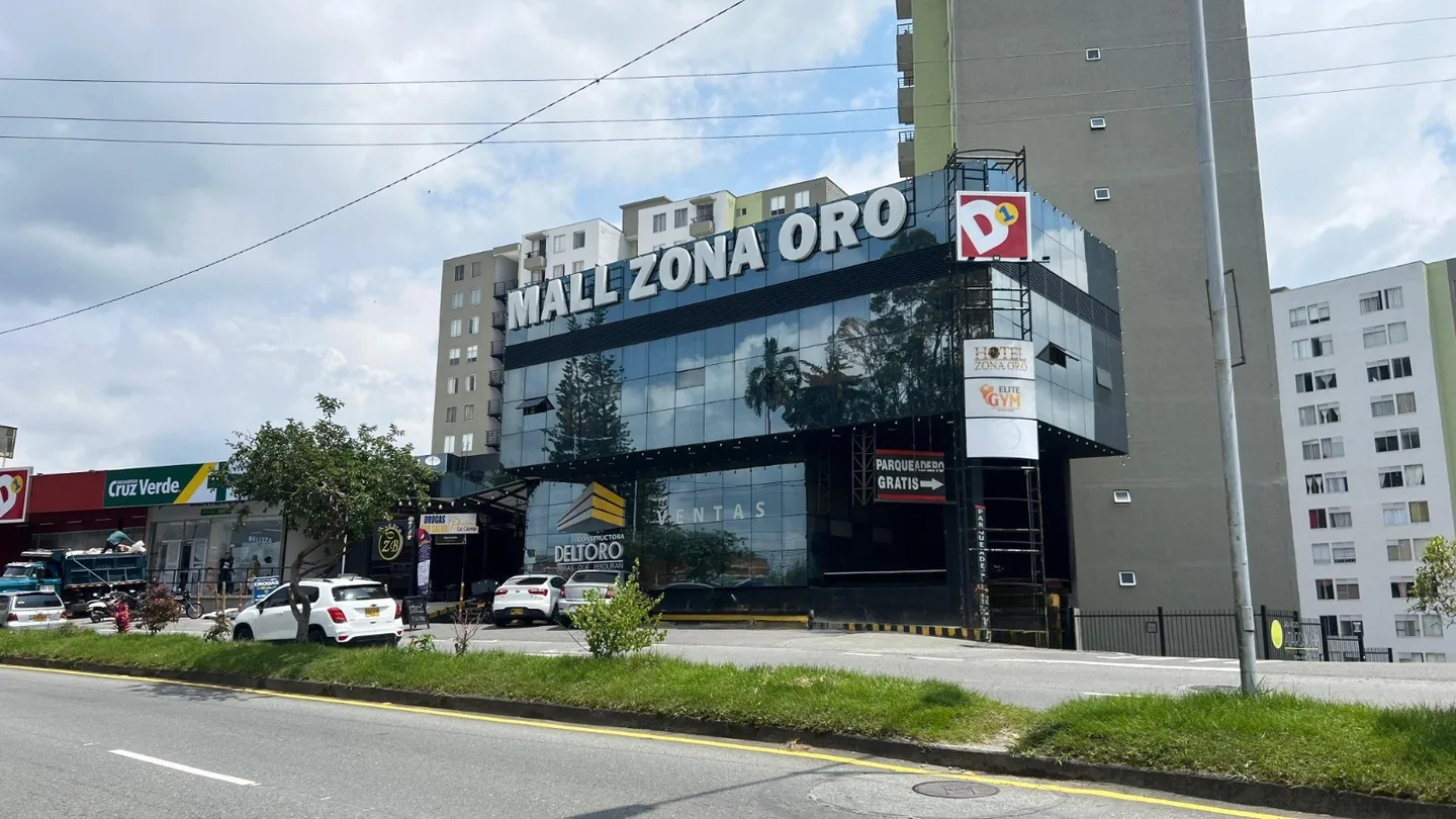Mall Zona Oro